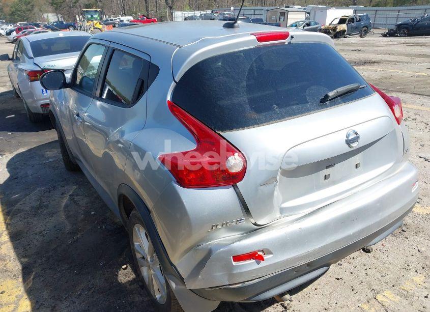 Photo 3 of 2011 Nissan Juke SL (VIN JN8AF5MR8BT018745)