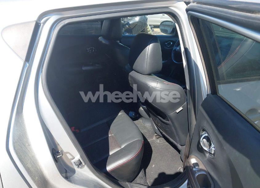 Photo 8 of 2011 Nissan Juke SL (VIN JN8AF5MR8BT018745)