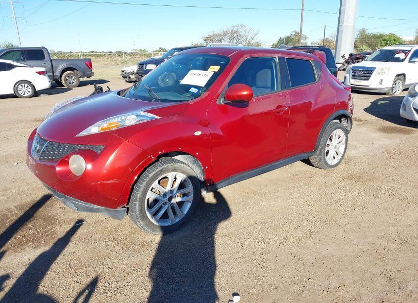 Photo 2 of 2011 Nissan Juke SV (VIN JN8AF5MR8BT022472)