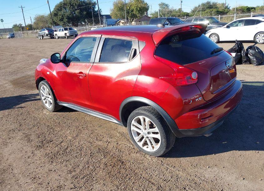 Photo 3 of 2011 Nissan Juke SV (VIN JN8AF5MR8BT022472)