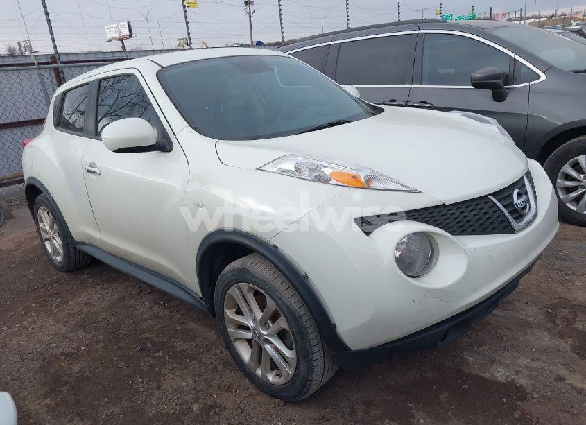 2012 Nissan Juke SV (VIN JN8AF5MR8CT107457) main photo