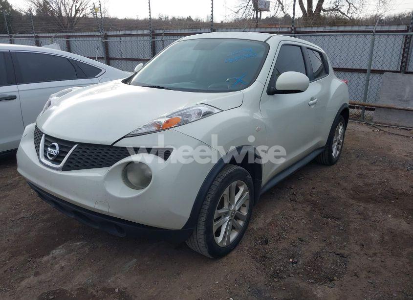 Photo 2 of 2012 Nissan Juke SV (VIN JN8AF5MR8CT107457)
