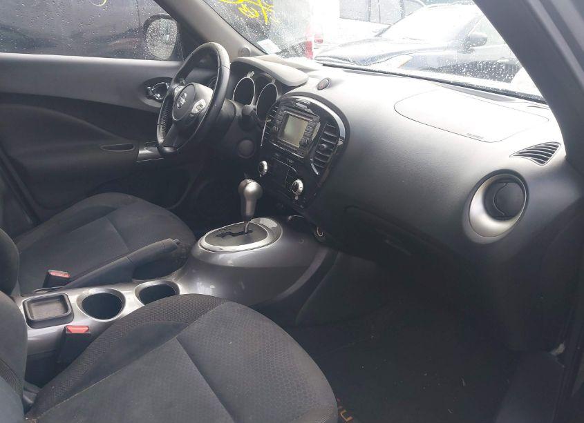 Photo 5 of 2012 Nissan Juke SV (VIN JN8AF5MR8CT111105)