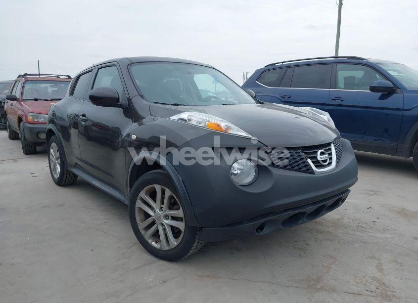 2012 Nissan Juke SV (VIN JN8AF5MR8CT116613) main photo