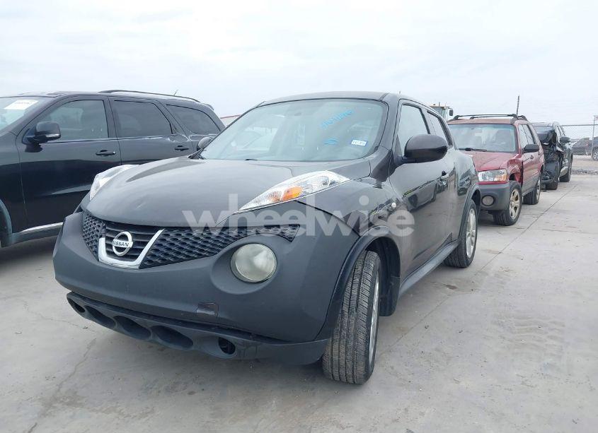Photo 2 of 2012 Nissan Juke SV (VIN JN8AF5MR8CT116613)