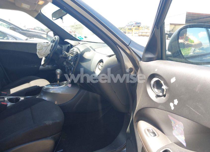 Photo 5 of 2012 Nissan Juke S (VIN JN8AF5MR8CT116871)