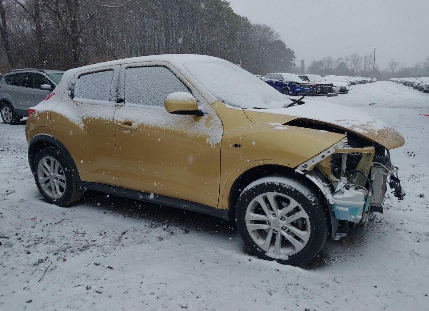 2013 Nissan Juke SV (VIN JN8AF5MR8DT206278) main photo