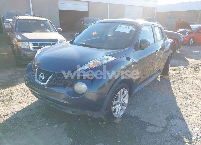 Photo 2 of 2013 Nissan Juke S (VIN JN8AF5MR8DT211478)