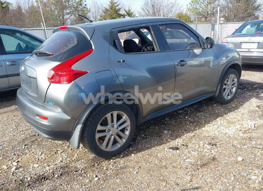 Photo 4 of 2013 Nissan Juke S (VIN JN8AF5MR8DT212937)
