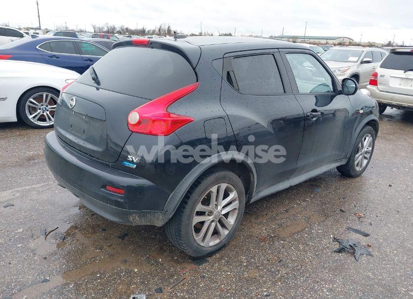 Photo 4 of 2013 Nissan Juke SV (VIN JN8AF5MR8DT222304)