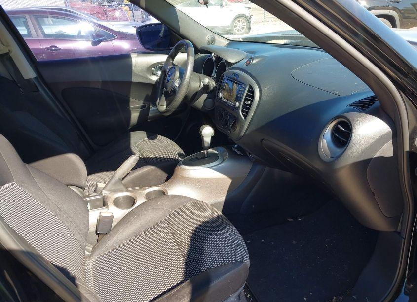 Photo 5 of 2015 Nissan Juke S (VIN JN8AF5MR8FT503764)