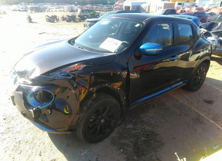 Photo 2 of 2015 Nissan Juke S (VIN JN8AF5MR8FT505210)