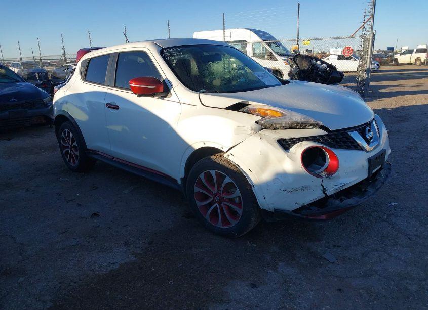 2015 Nissan Juke SV (VIN JN8AF5MR8FT506048) main photo
