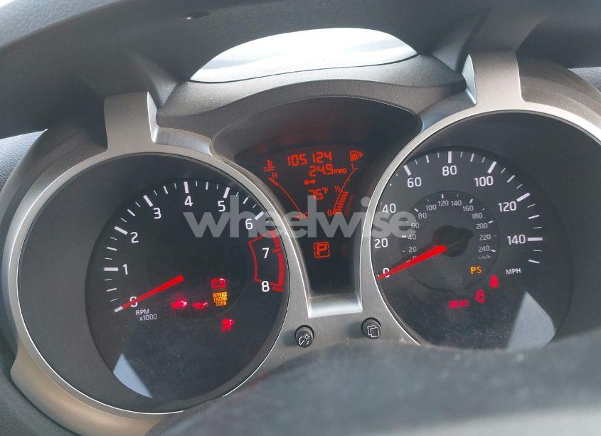 Photo 7 of 2011 Nissan Juke S (VIN JN8AF5MR9BT003400)