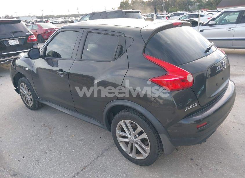 Photo 3 of 2011 Nissan Juke SV (VIN JN8AF5MR9BT017748)