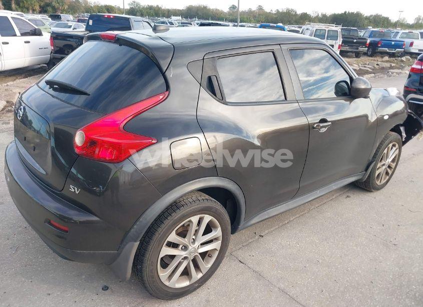 Photo 4 of 2011 Nissan Juke SV (VIN JN8AF5MR9BT017748)