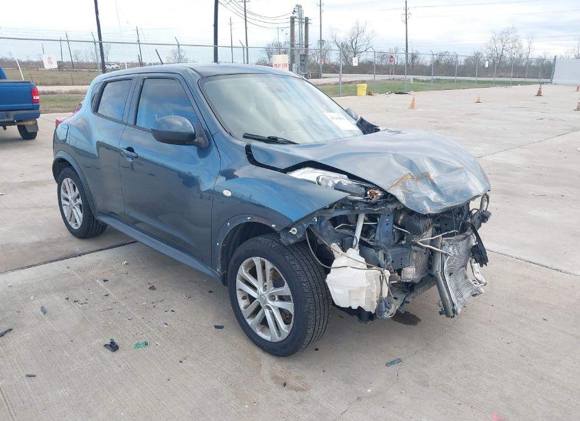 2011 Nissan Juke SV (VIN JN8AF5MR9BT018835) main photo