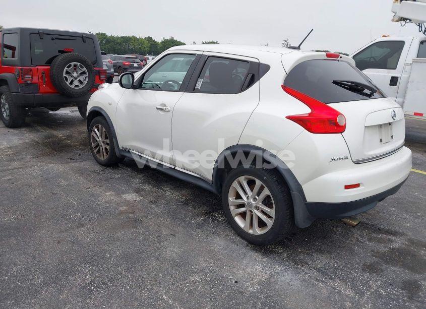 Photo 3 of 2013 Nissan Juke SL (VIN JN8AF5MR9DT202739)