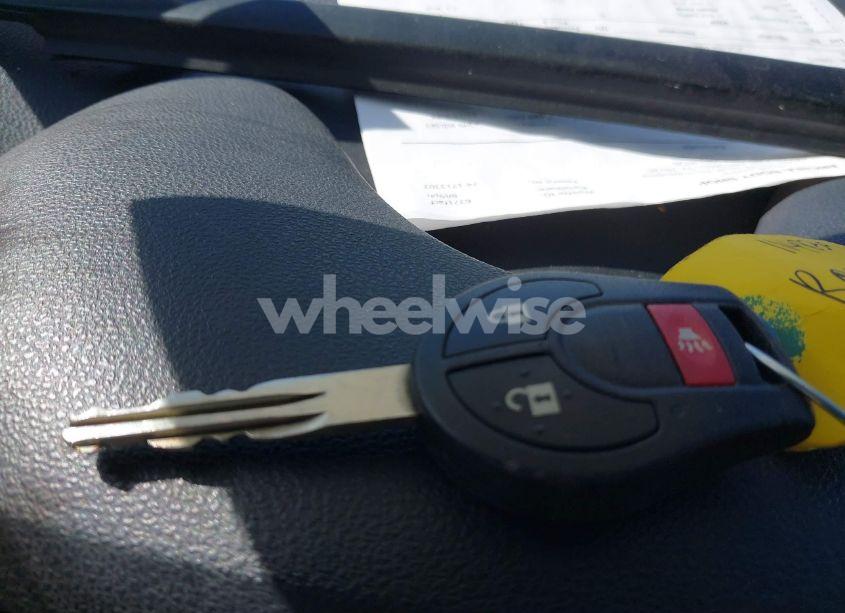 Photo 11 of 2013 Nissan Juke S (VIN JN8AF5MR9DT217600)