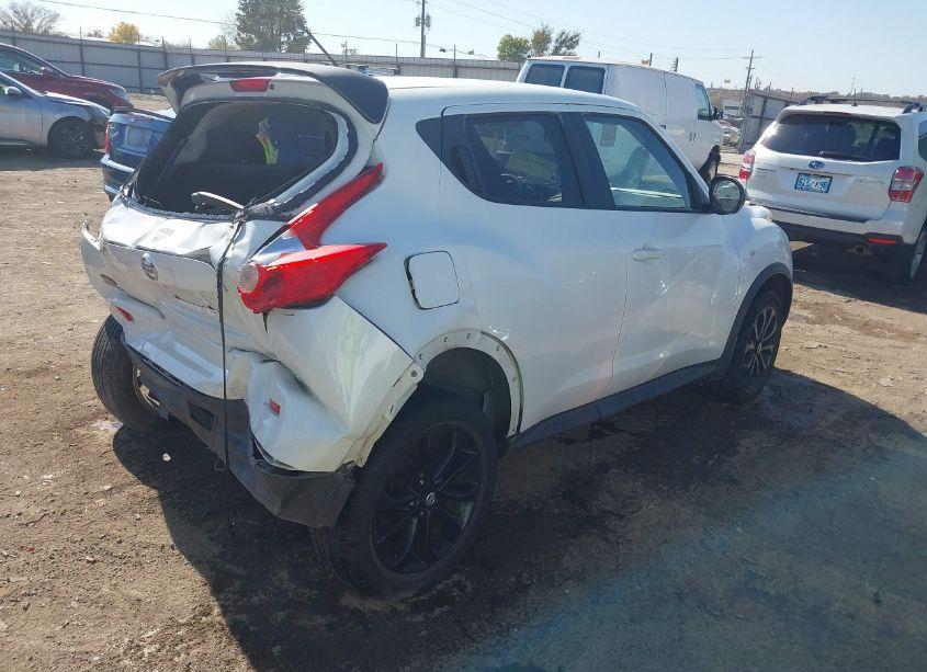 Photo 4 of 2014 Nissan Juke S (VIN JN8AF5MR9ET353923)