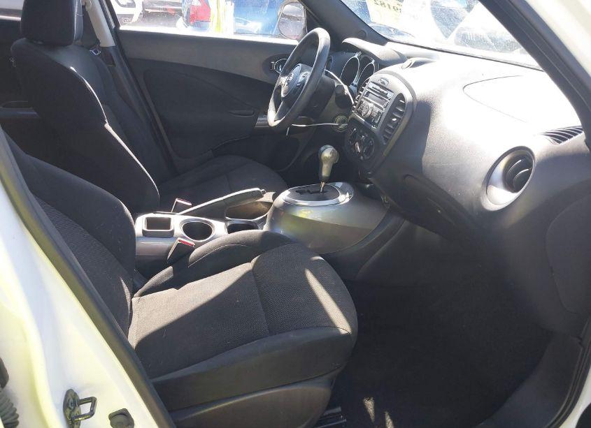 Photo 5 of 2014 Nissan Juke S (VIN JN8AF5MR9ET353923)