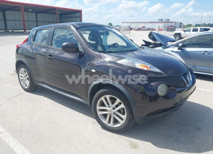 2014 Nissan Juke S (VIN JN8AF5MR9ET357616) main photo