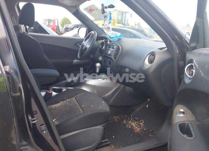 Photo 5 of 2014 Nissan Juke S (VIN JN8AF5MR9ET357616)