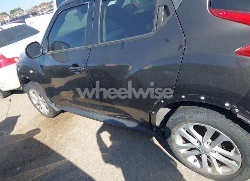 Photo 6 of 2011 Nissan Juke SV (VIN JN8AF5MRXBT006872)