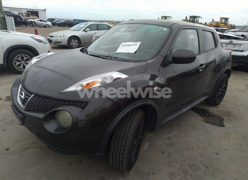 Photo 2 of 2012 Nissan Juke S (VIN JN8AF5MRXCT108643)