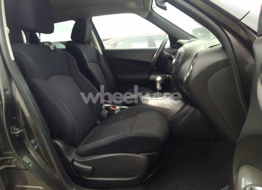 Photo 5 of 2012 Nissan Juke S (VIN JN8AF5MRXCT108643)