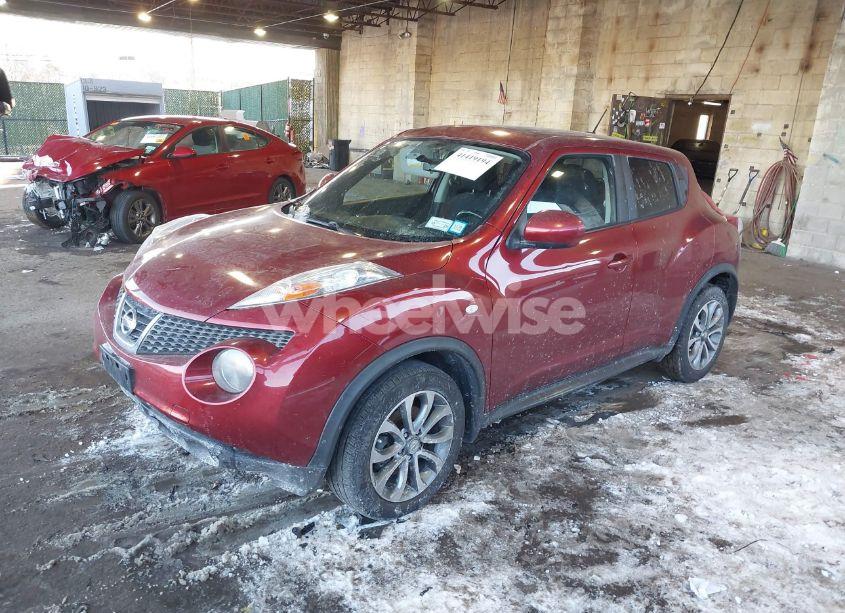 Photo 2 of 2014 Nissan Juke NISMO/S/SL/SV (VIN JN8AF5MRXET351663)
