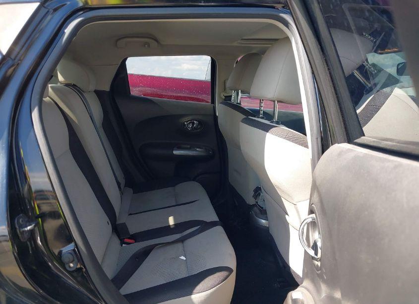 Photo 8 of 2014 Nissan Juke SV (VIN JN8AF5MRXET357155)