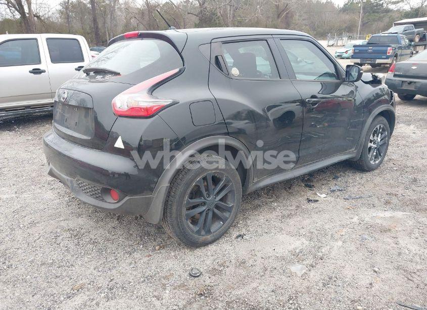 Photo 4 of 2015 Nissan Juke S (VIN JN8AF5MRXFT507640)
