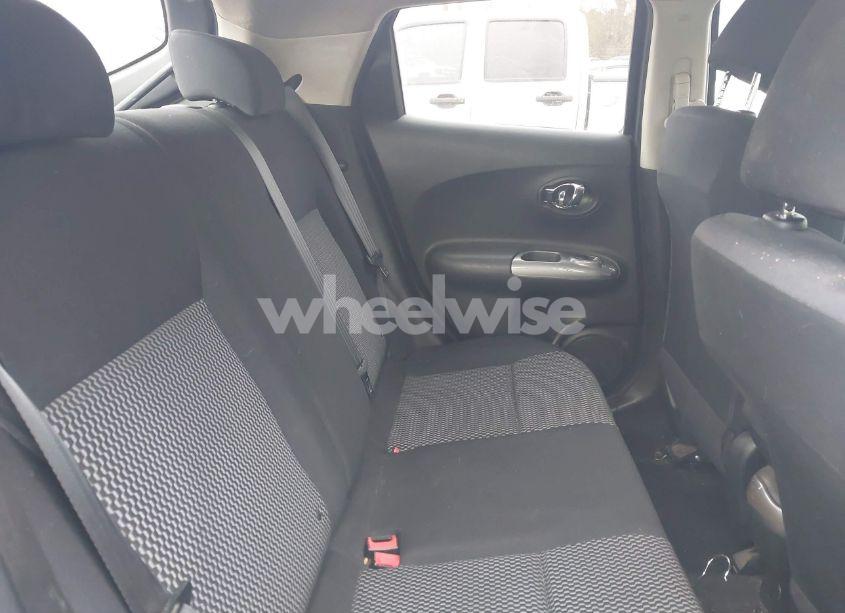 Photo 8 of 2015 Nissan Juke S (VIN JN8AF5MRXFT507640)