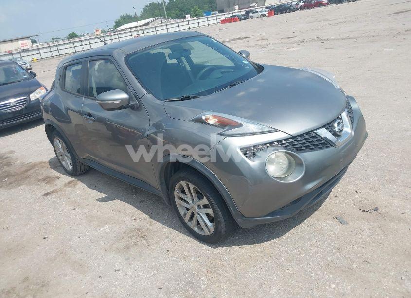 2015 Nissan Juke S (VIN JN8AF5MRXFT507850) main photo