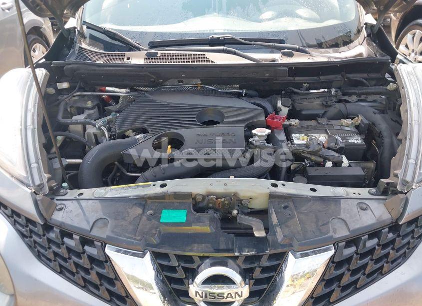 Photo 10 of 2015 Nissan Juke S (VIN JN8AF5MRXFT509789)