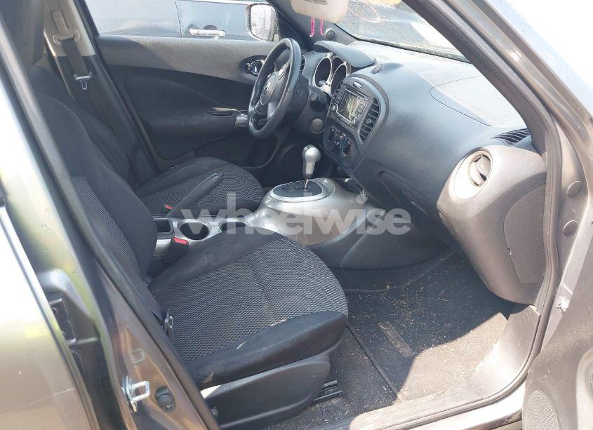 Photo 5 of 2015 Nissan Juke S (VIN JN8AF5MRXFT509789)