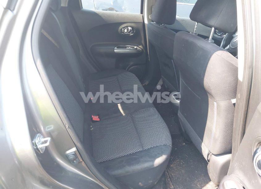 Photo 8 of 2015 Nissan Juke S (VIN JN8AF5MRXFT509789)