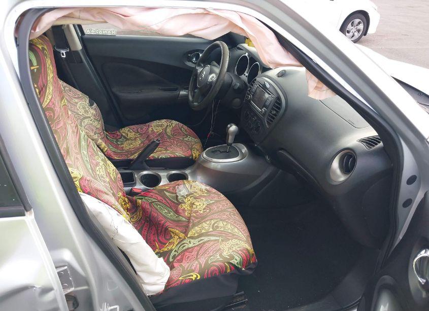 Photo 5 of 2017 Nissan Juke S (VIN JN8AF5MRXHT700180)