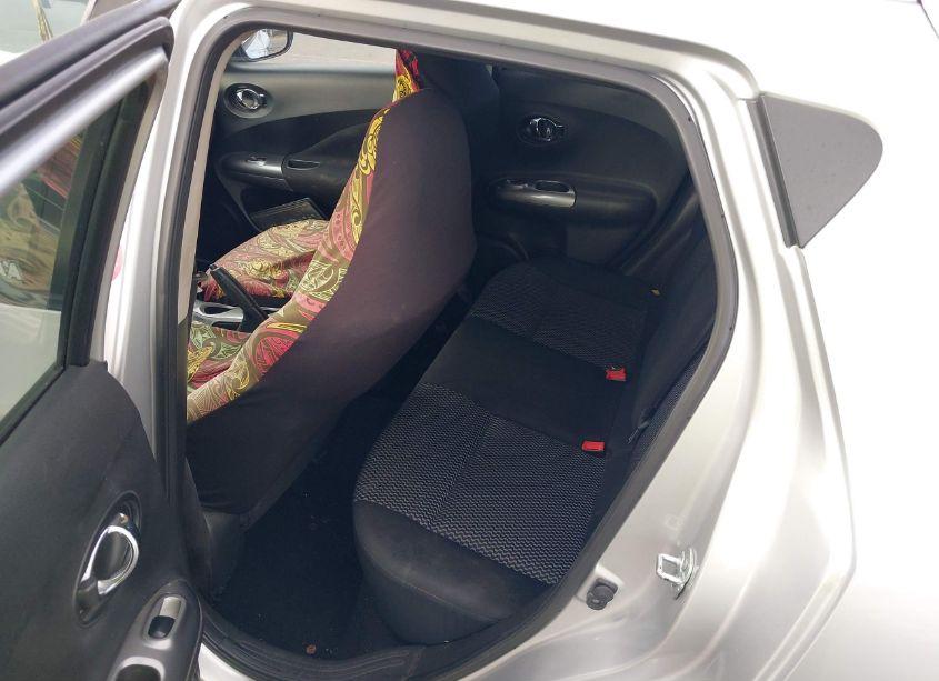 Photo 8 of 2017 Nissan Juke S (VIN JN8AF5MRXHT700180)