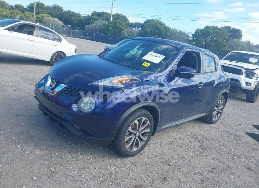 Photo 2 of 2017 Nissan Juke SL (VIN JN8AF5MRXHT702785)