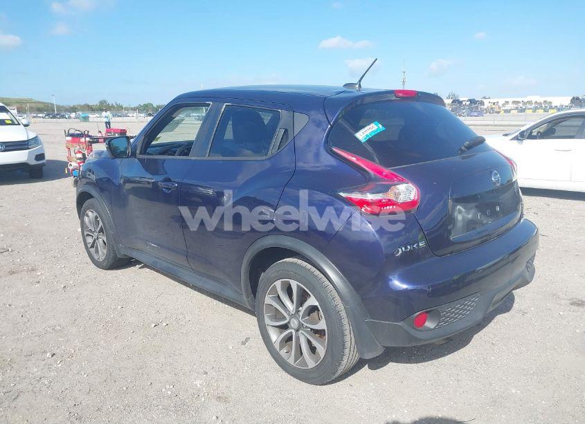 Photo 3 of 2017 Nissan Juke SL (VIN JN8AF5MRXHT702785)