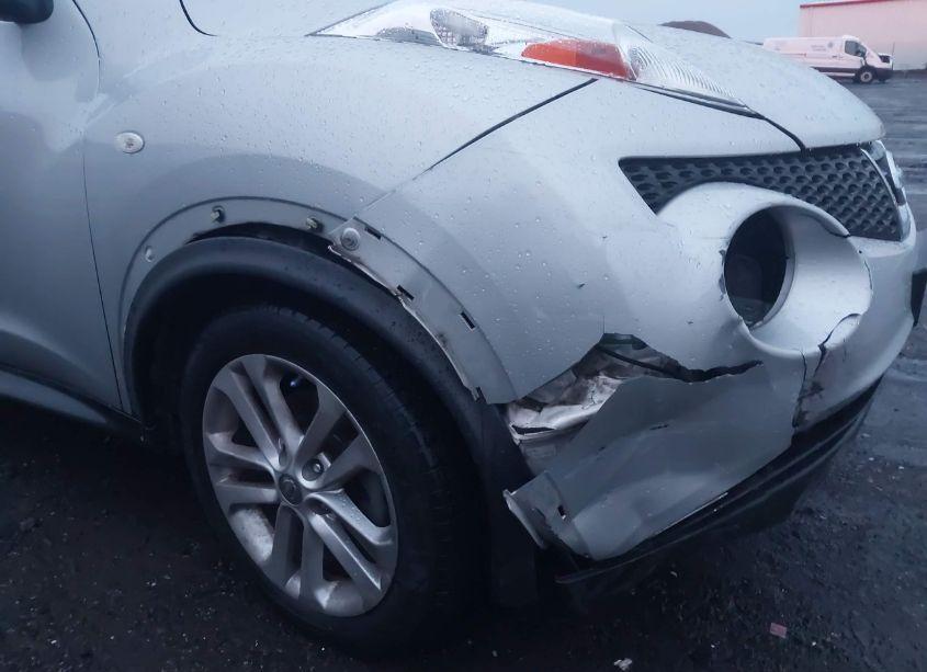 Photo 6 of 2013 Nissan Juke SV (VIN JN8AF5MV0DT210693)