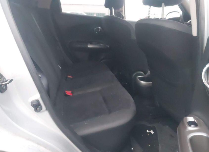 Photo 8 of 2013 Nissan Juke SV (VIN JN8AF5MV0DT210693)