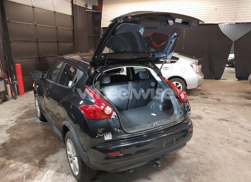 Photo 3 of 2013 Nissan Juke SV (VIN JN8AF5MV0DT215912)