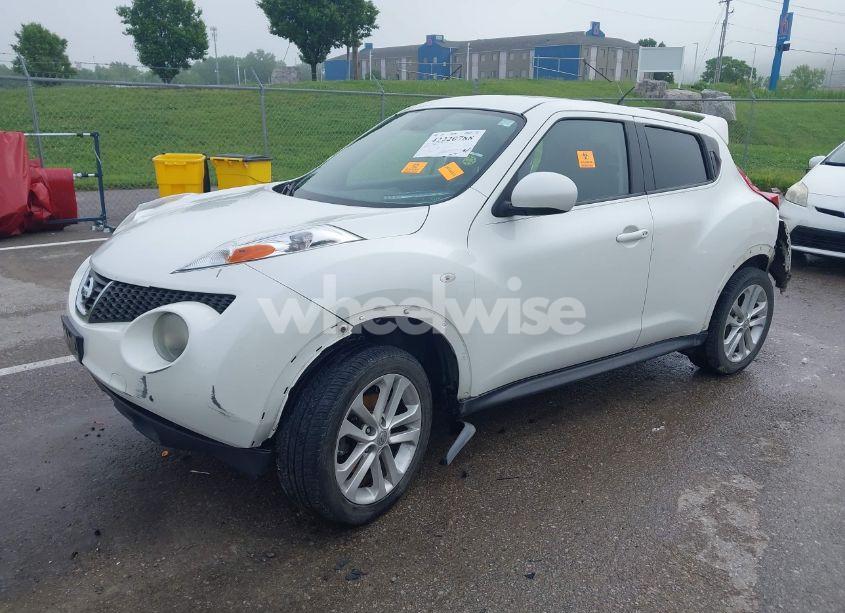 Photo 2 of 2013 Nissan Juke SL (VIN JN8AF5MV0DT225260)