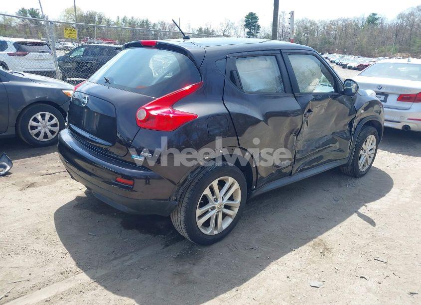 Photo 4 of 2014 Nissan Juke S (VIN JN8AF5MV0ET363009)