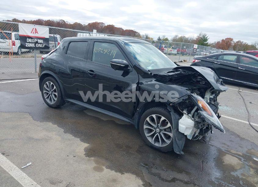 2017 Nissan Juke SV (VIN JN8AF5MV0HT753998) main photo