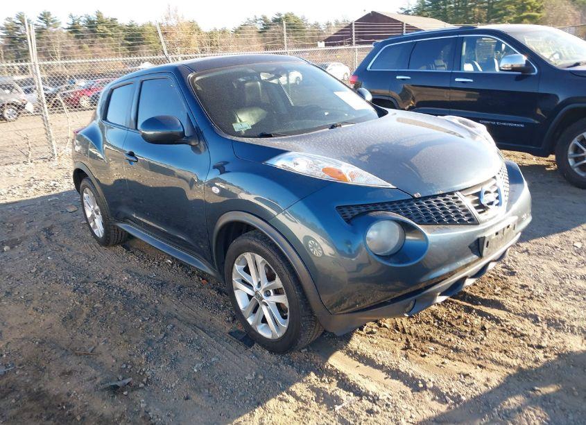 2011 Nissan Juke SL (VIN JN8AF5MV1BT014985) main photo