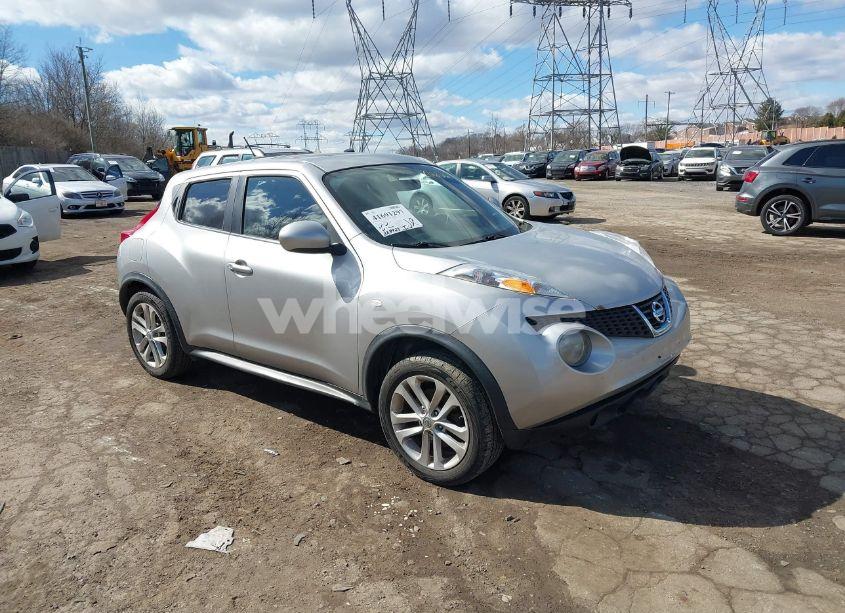 2011 Nissan Juke SV (VIN JN8AF5MV1BT028126) main photo